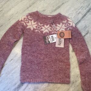 Women's Pink Sweater